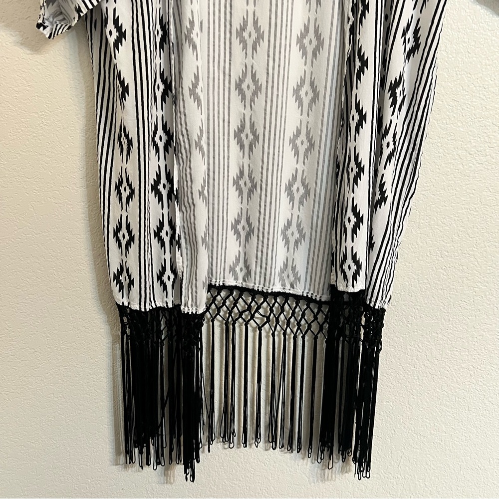 Panhandle Black and White Aztec Western Fringe Kimono Duster Cardigan rodeo - Picture 7 of 12